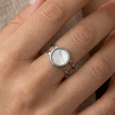 Ring Melwood WHITEPEARL silbrig