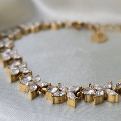 Armkette EISBLUME goldig